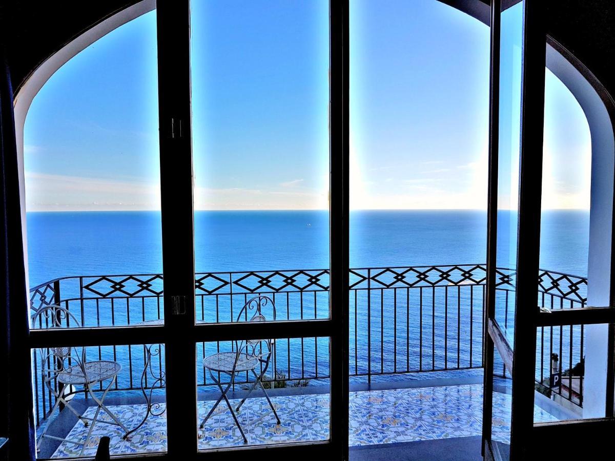 Casa Vacanza "Positano" A Фуроре Экстерьер фото