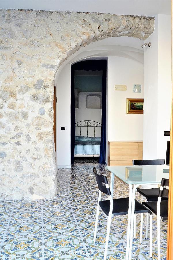 Casa Vacanza "Positano" A Фуроре Экстерьер фото