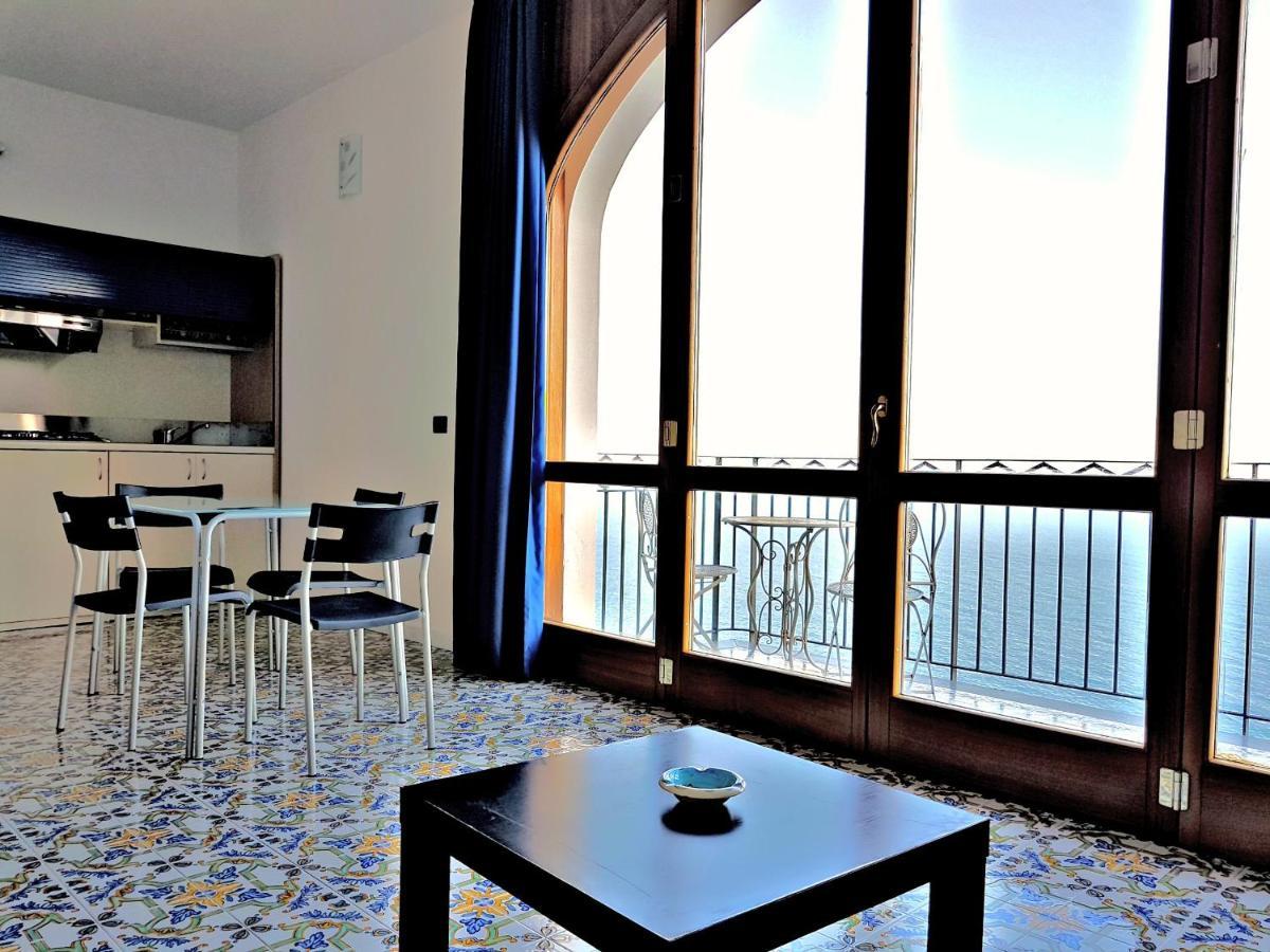Casa Vacanza "Positano" A Фуроре Экстерьер фото