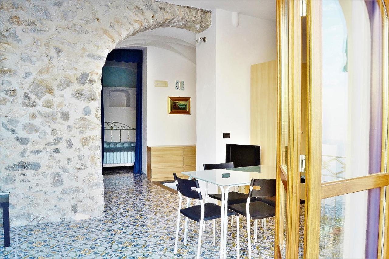 Casa Vacanza "Positano" A Фуроре Экстерьер фото